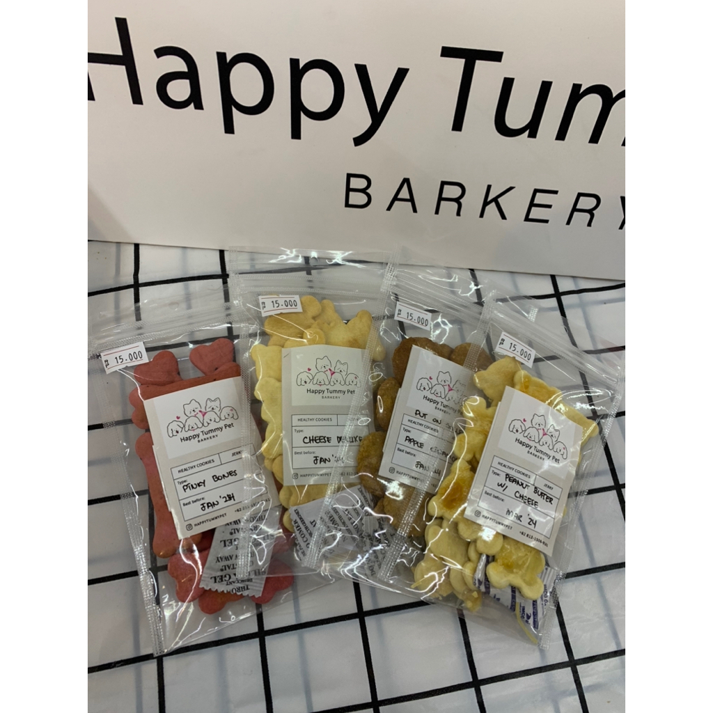 

Healthy Treats medium box ( Cheese, Apple-Cinnamon, Red Dragonfruit, Banana)