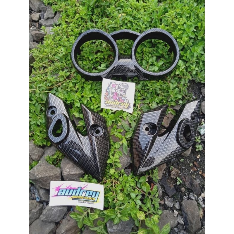 Cover spidometer VIXION OLD + Kupingan lampu Sen VIXION OLD CARBON
