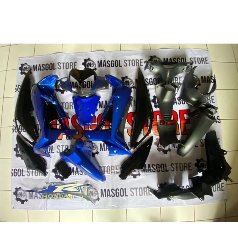 Full set cover body halus dan kasar Honda Supra X 125 Batman 2008-2013 karbu Biru Hitam