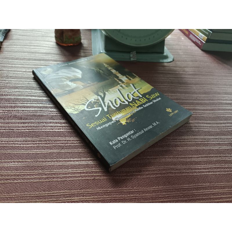 Shalat Sesuai Tuntunan NABI Saw