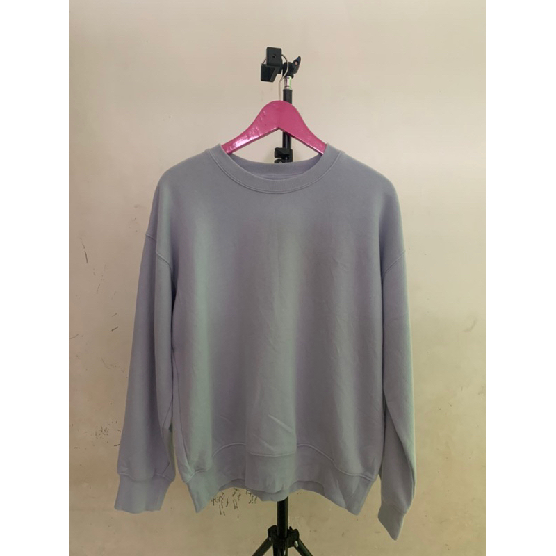 sweater giordano biru muda