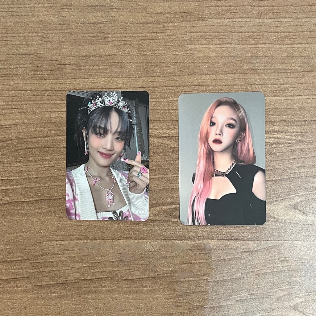(G)I-DLE I Feel Minnie Tiara I Never Die Yuqi Pink Hair Photocard gidle
