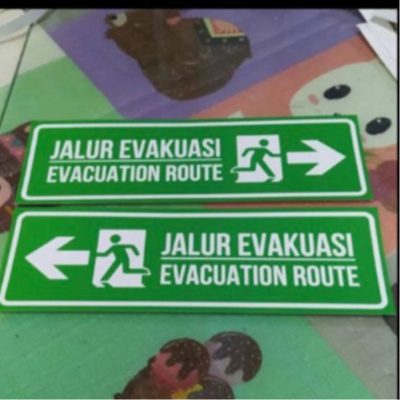 

SIGN AKRILIK JALUR EVAKUASI 2 BAHASA UKURAN 10CM X 30CM