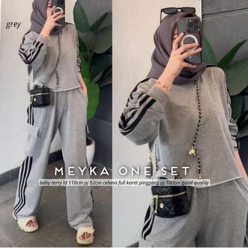 Fashion Muslim Meyka One Set Stelan Wanita Terbaru Bahan Babytery Koreann Stylee