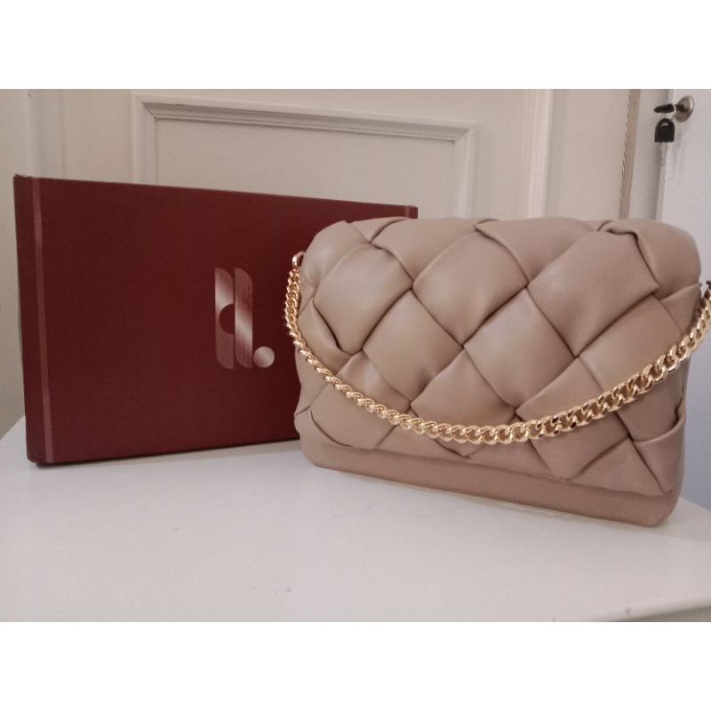 Derby Midi Bag by Heylocal