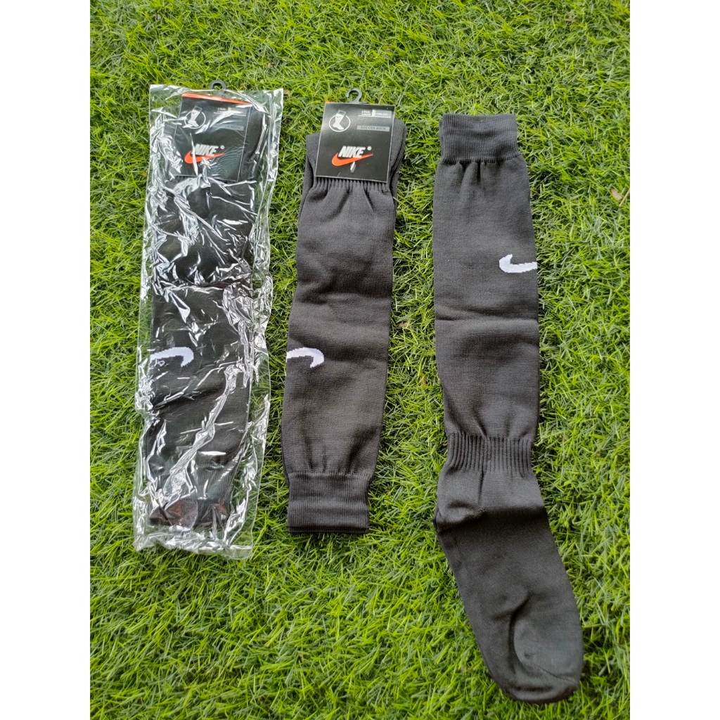 kaos kaki bola / futsal Nike