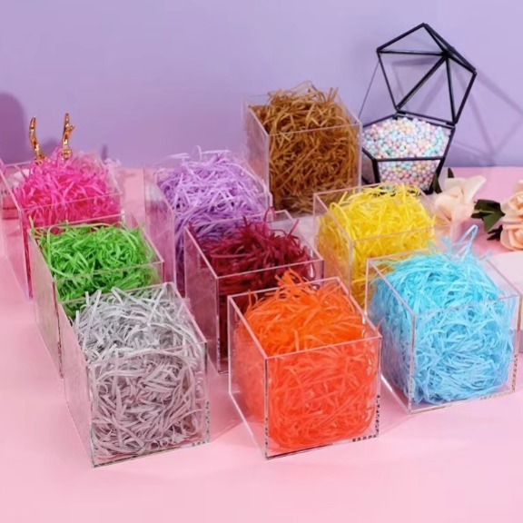 

COLOURFUL SHREDDED PAPER