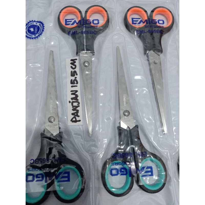 

gunting EMIGO ukuran sedang panjang 15,5 cm sangat tajam
