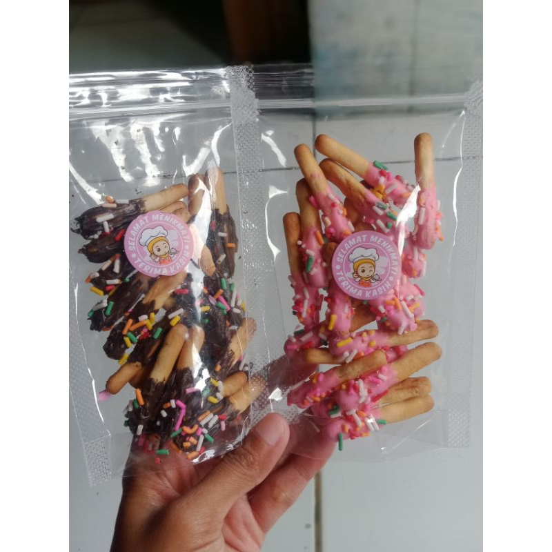 

Biskuit Stik Mini Cokelat Meses Kemasan Pouch Coklat Viral Jajanan Viral Jajanan Anak Sekolah Camilan Cemilan Snack Ultah