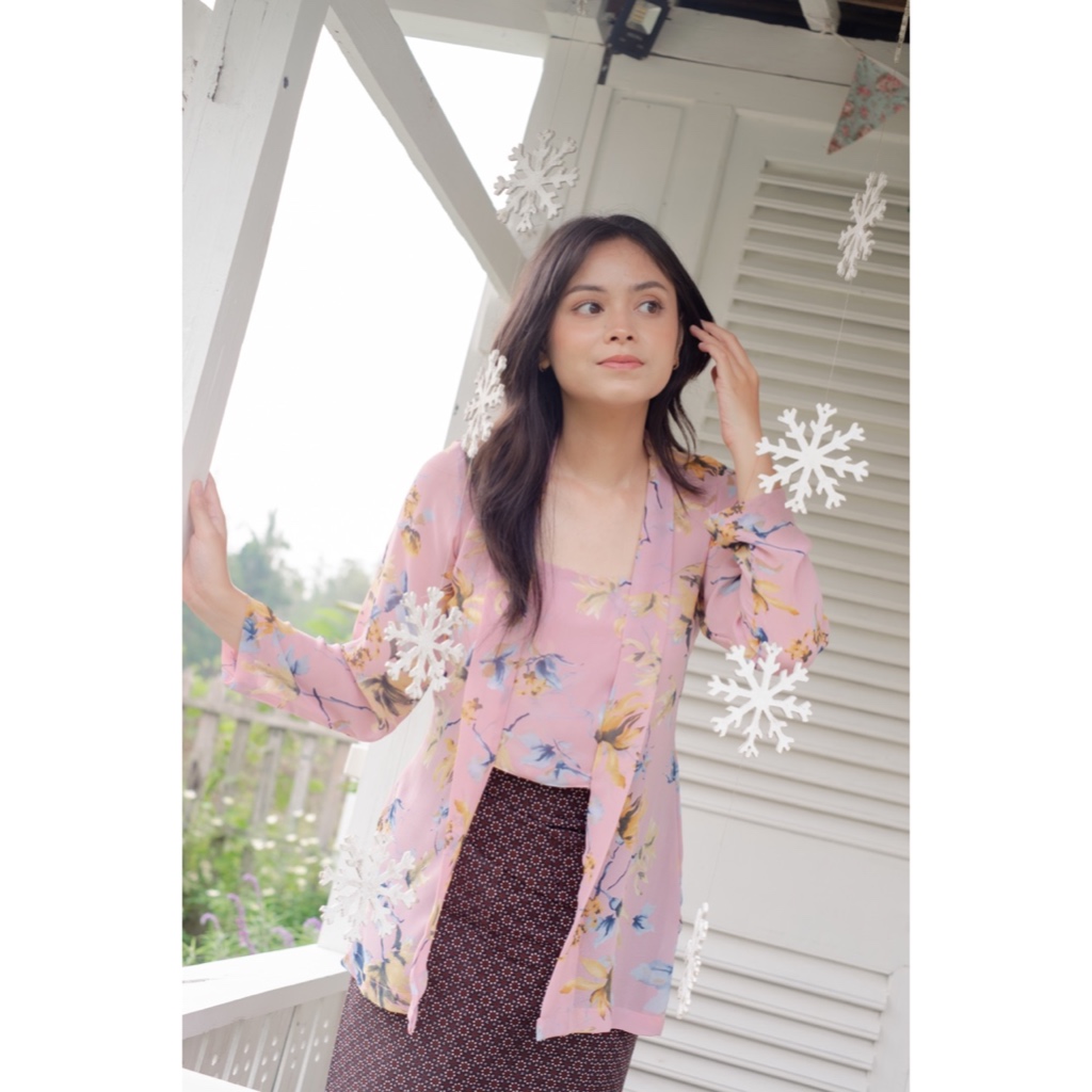 Kebaya Kutubaru Kemuning - Kebaya Kutubaru Motif Bunga Bahan Sifon