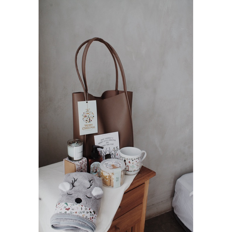 

Clara Package | Christmas Hampers Natal | Bingkisan Natal | Hadiah Natal | Kado natal