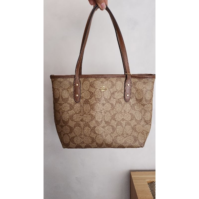 Preloved Coach City Tote Signature Bag