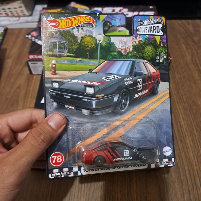 Hotwheels Premium Boulevard Toyota AE86