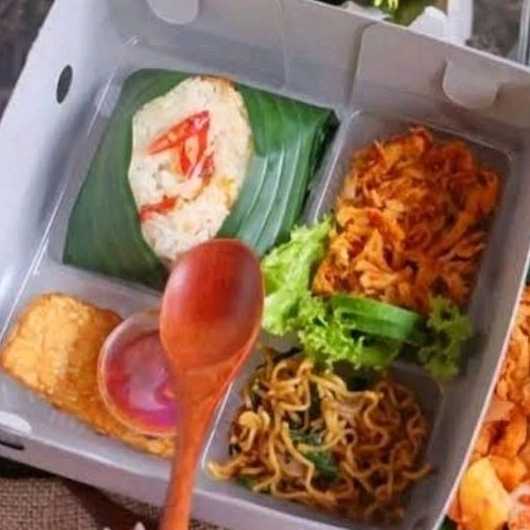 

Nasi Liwet Box Termurah