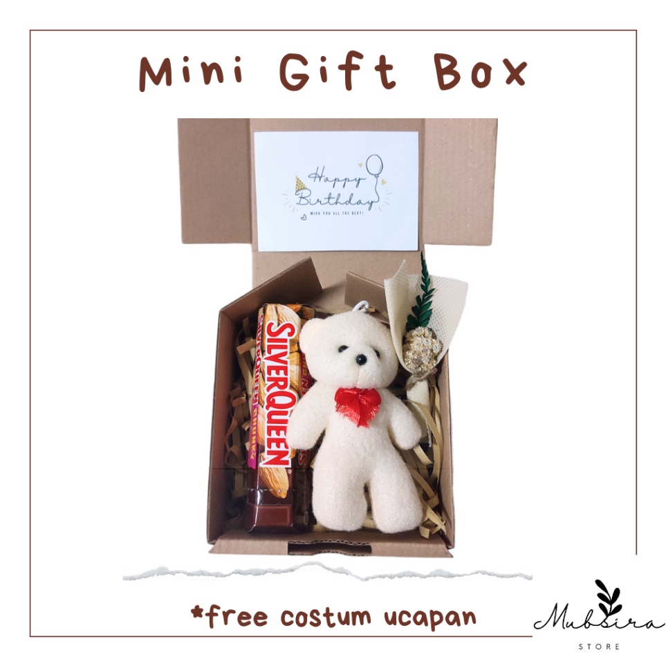 

Hampers Mini Giftbox Cokelat Gantungan kunci boneka mini bucket bunga mini hadiah bingkisan sovenir kado ulang tahun wisuda sempro coklat valentine untuk pacar