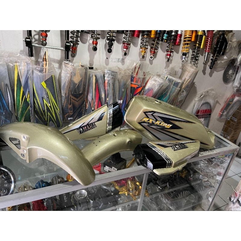 BODY SET RX KING 2002 GOLD STRIPING LAPIS CLEAR KWALITAS TERBAIK CAT BERCODE YAMAHA