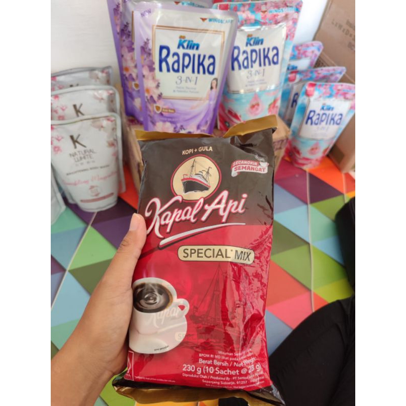 

Kopi Sachet Kapal Api Special mix 10 x 23gr