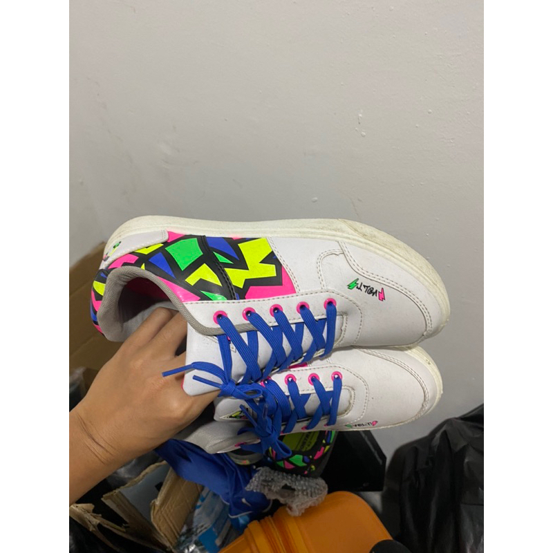 sepatu aerostreet limited edition