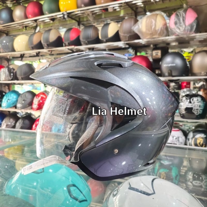 helm hiu arrow double visor polos Graphite met / helm hiu arrow graphite / helm hiu arrow original