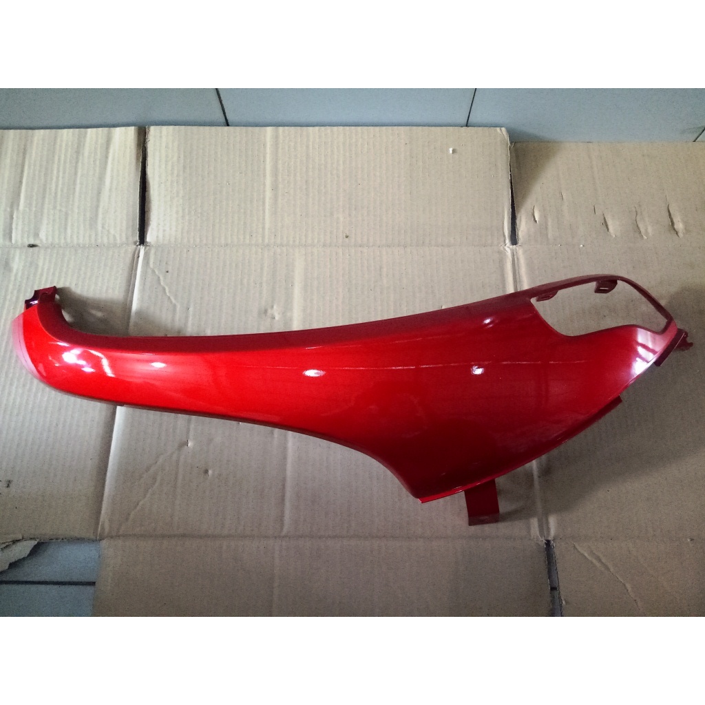 54302K16900CSR COVER R FR MERAH SCOOPY