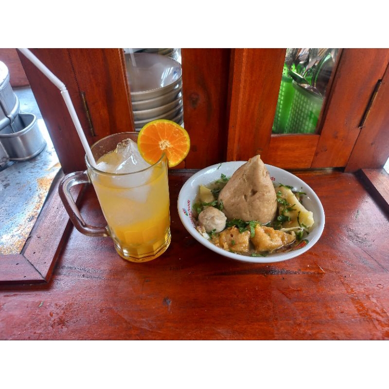 

bakso tumpeng