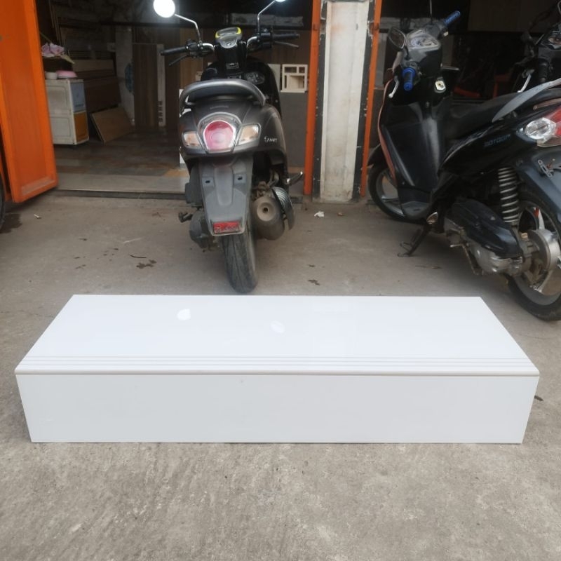 granit tangga uk 30x120&20x120 putih polos swan white