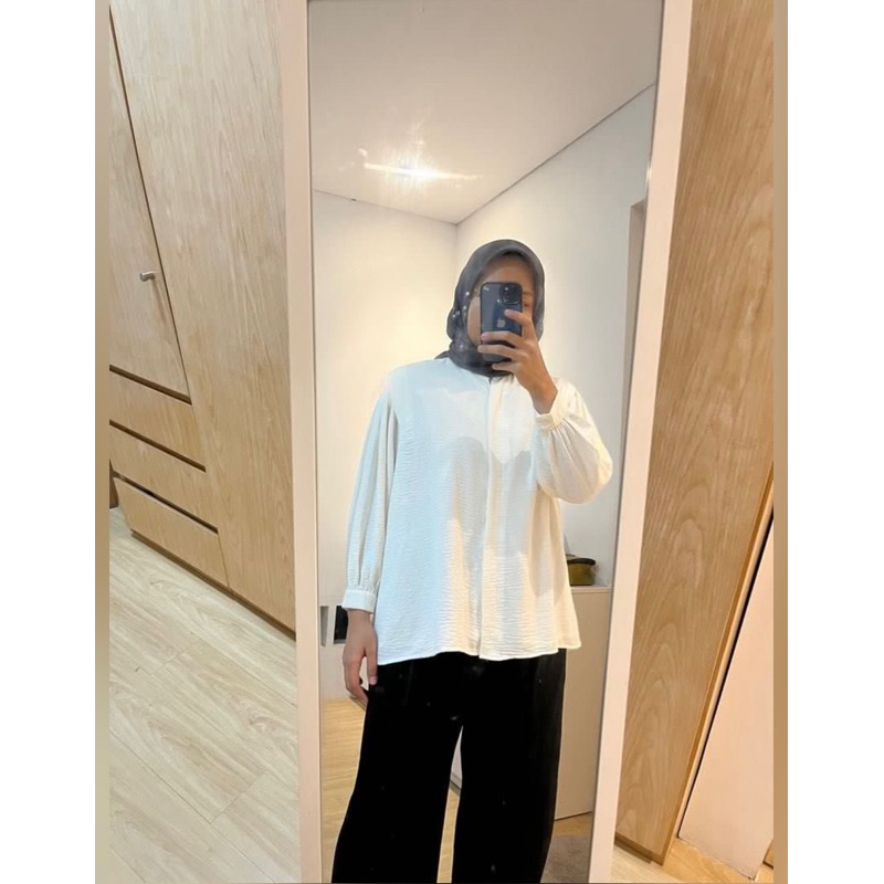 Mahara - White Tops (Preloved)