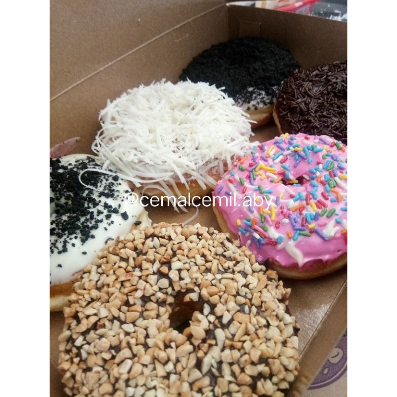 

Donat susu aneka topping (large)
