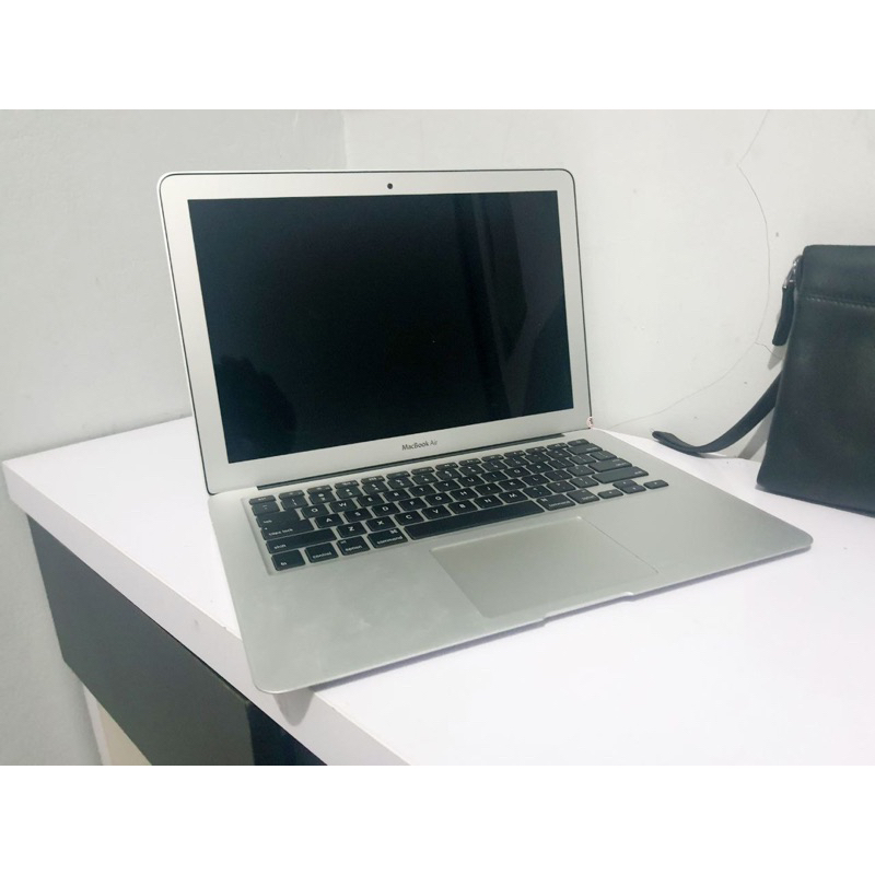 MACBOOK AIR 2015 i5 8GB 256 GB