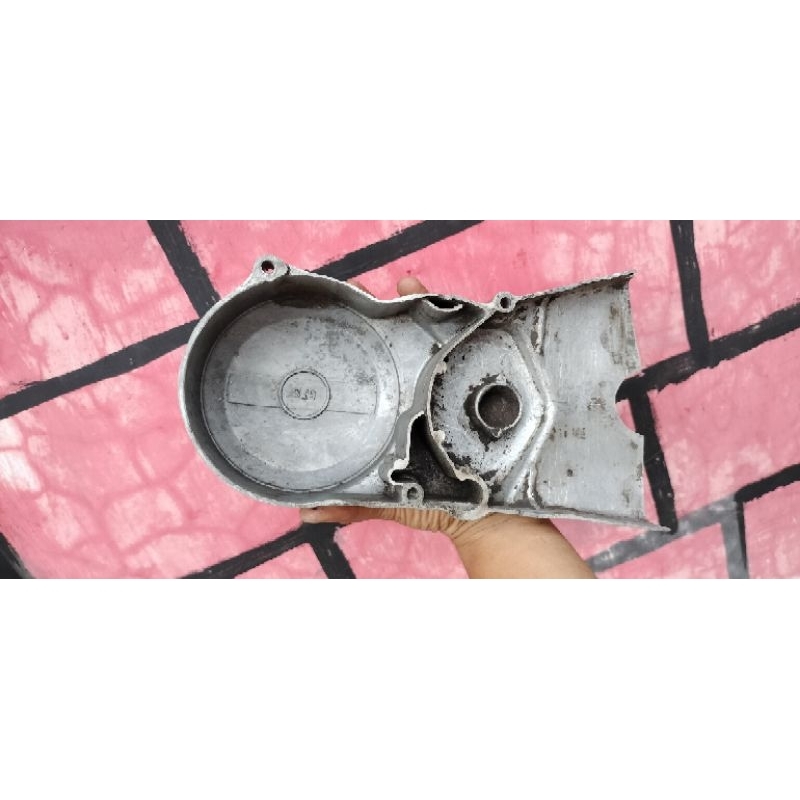 tutup magnet  tutup calter kiri Honda win 100