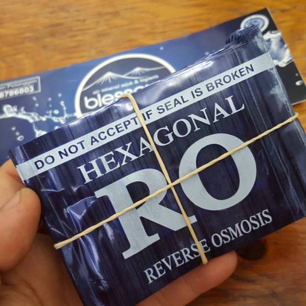 stok baru.. SEGEL PLASTIK TUTUP GALON ISI ULANG WARNA BIRU DONKER LOGO RO DEPO