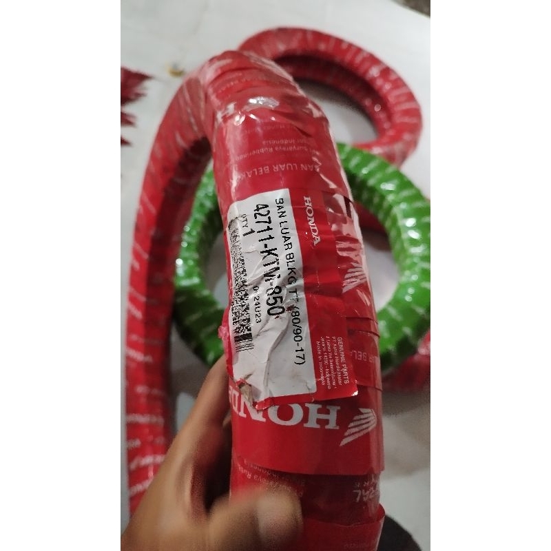 Ban luar belakang FEDERAL untuk motor bebek 17-80/90