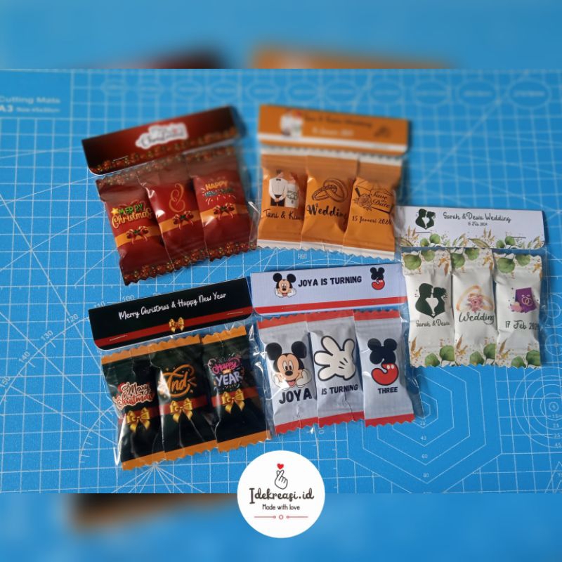 

Souvenir Permen Custom (Per Set isi 3 Permen, Harga tertera untuk 9 set)