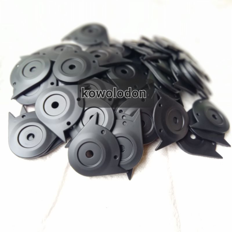 KUPINGAN KACA HELM SCOOPY ORIGINAL (free baut)