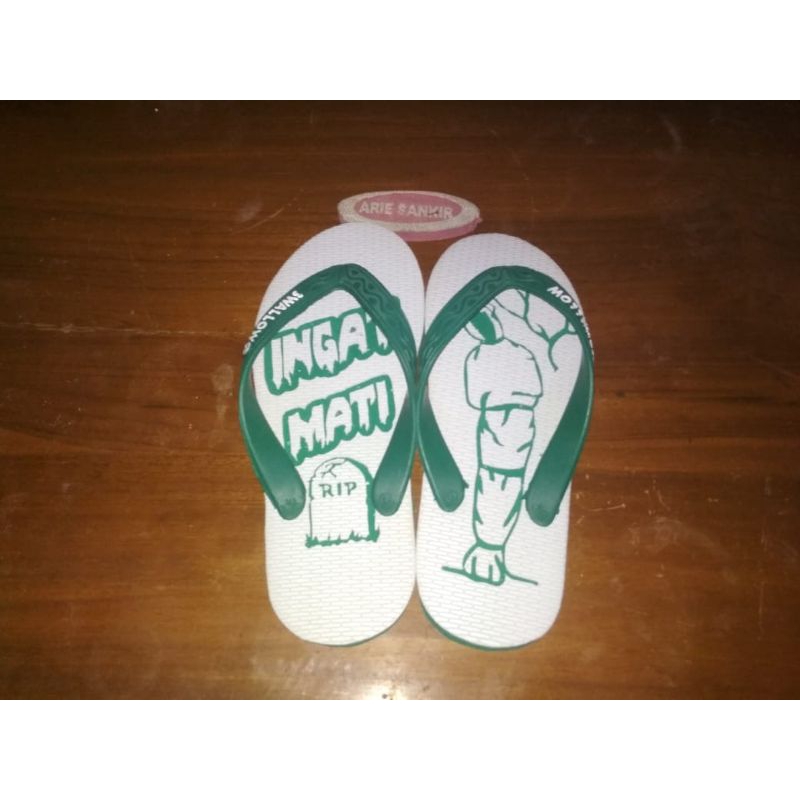 SANDAL UKIR MANUAL SWALLOW