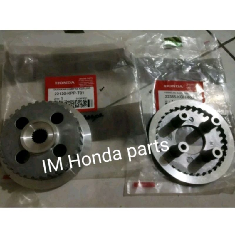 rumah kopling kaki 4 lawan kaki 4 Honda CB 150 R old CBR 150 K45A