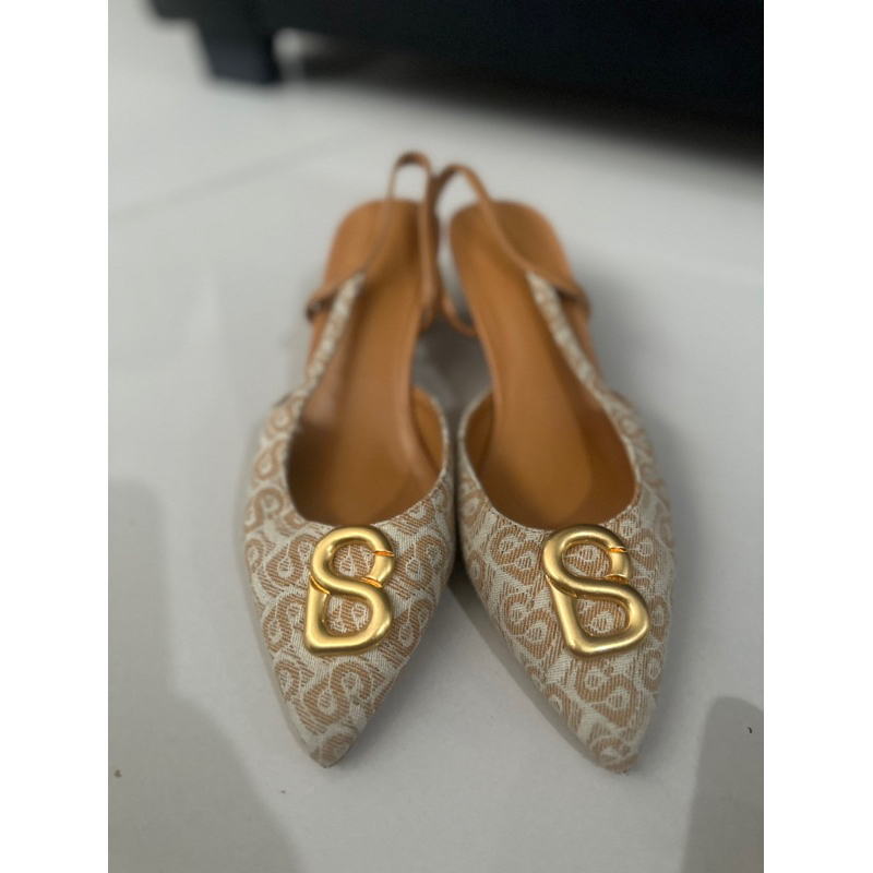 preloved sandal buttonscarves