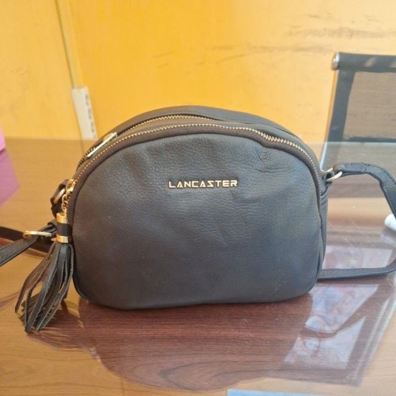 Tas Sling Bag Lancaster Preloved