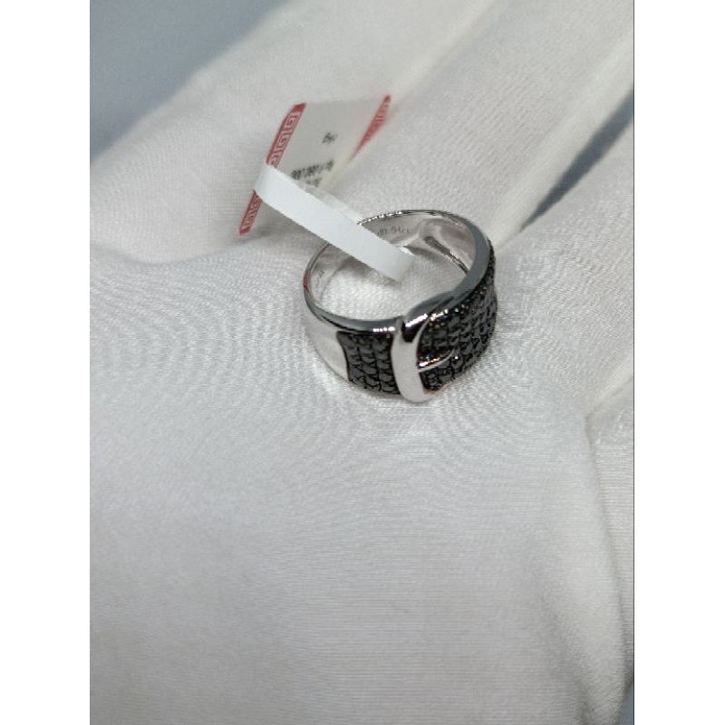 Cincin Emas Black Diamond