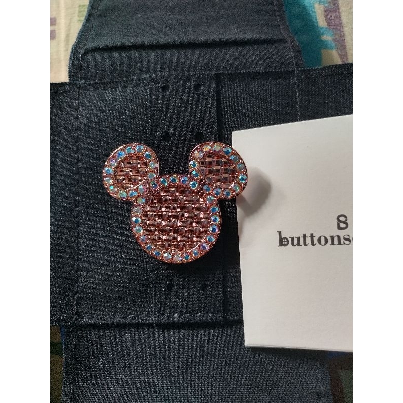 buttonscarves brooch disney