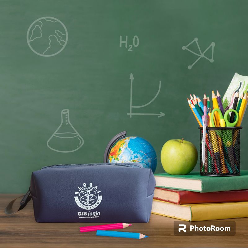 

Dompet Kotak Pensil Ergonomis Untuk Souvenir