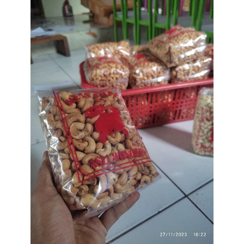 

Kacang mete matang,mede,mente fresh,PAKET HEMAT 800 gr