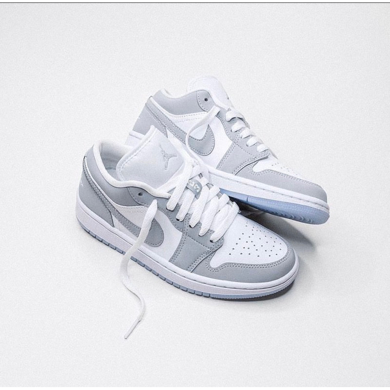Jordan 1 low wolf grey