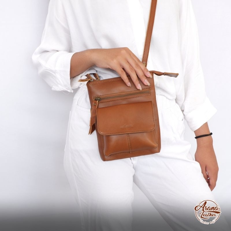 Arana Leather - HP Zeko/ Tas HP Kulit Sapi Asli/ Tas HP/ Tempat HP/ Aksesoris HP/ Tas Slempang Cowok