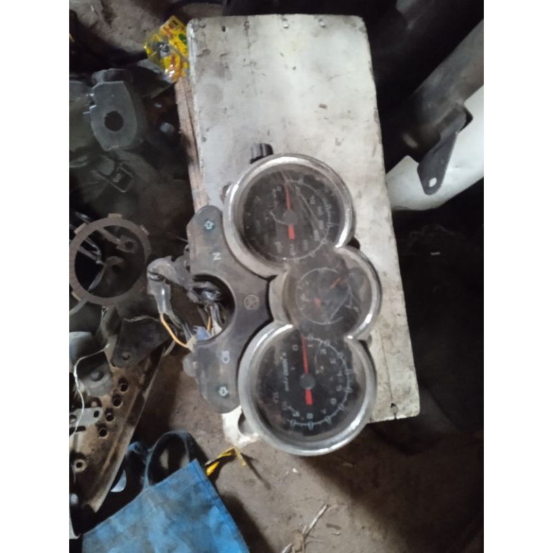 Spidometer scorpio z new original