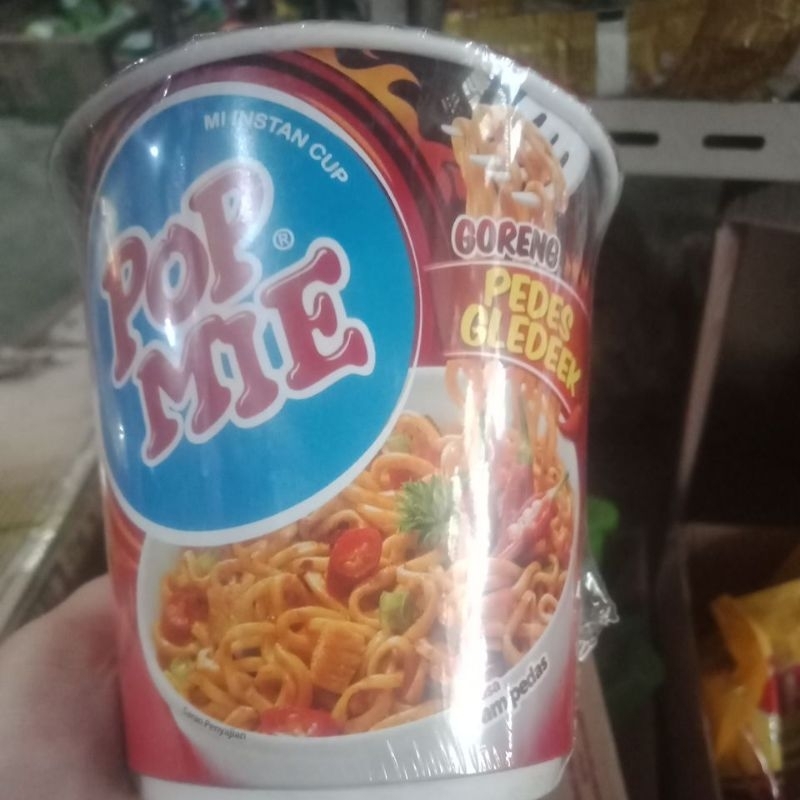 

pop mie pedas gledek goreng