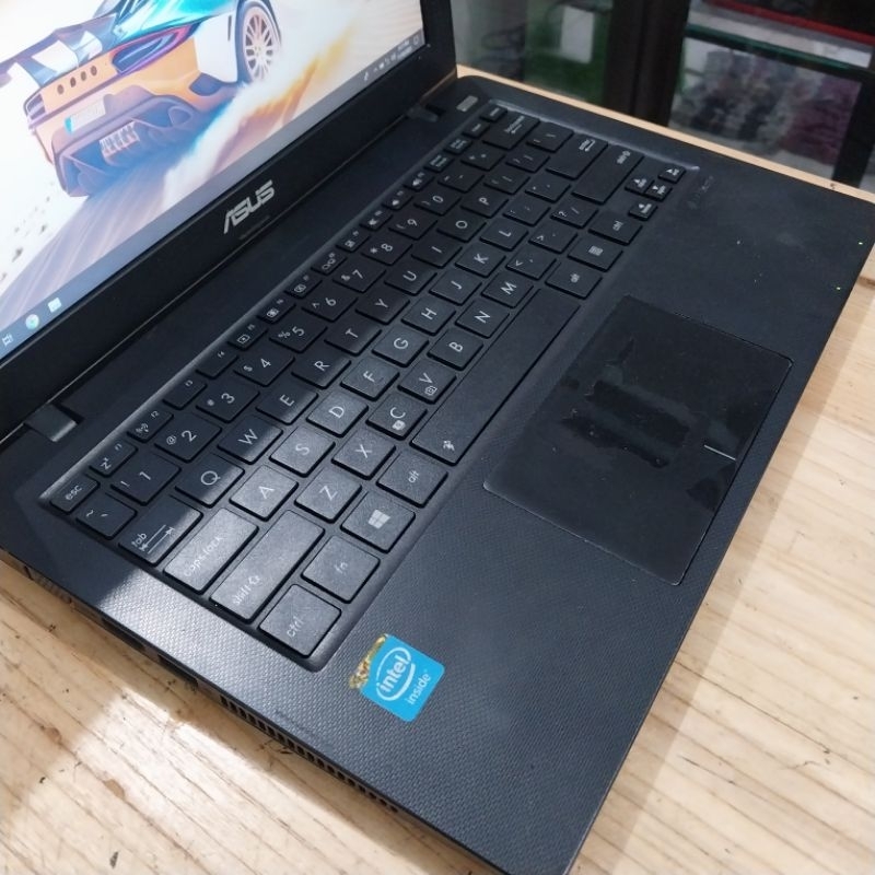 Notebook Asus X200M RAM 2  GB HDD 500 GB