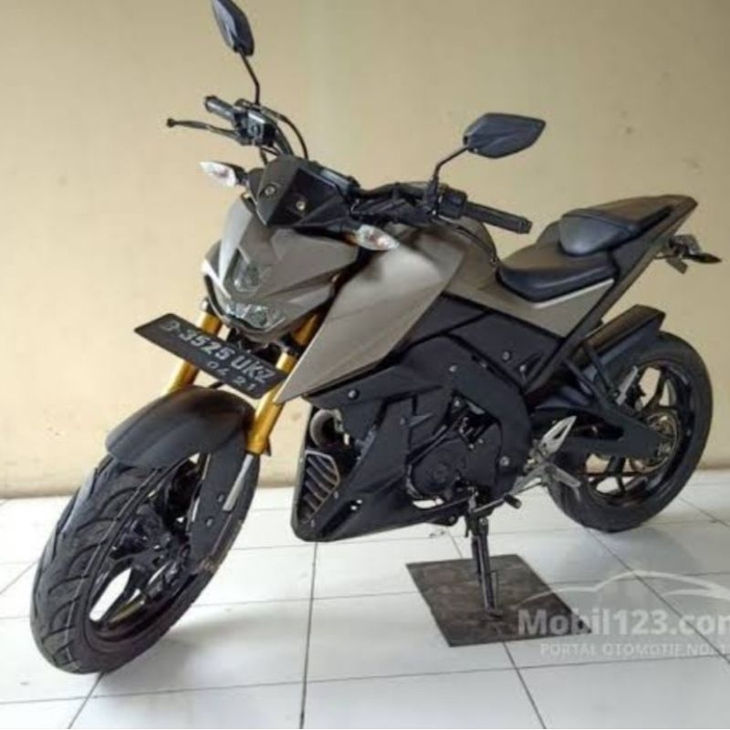 Cuci Gudang  Dudukan Plat Nomor Depan Xabre Bawah Headlamp