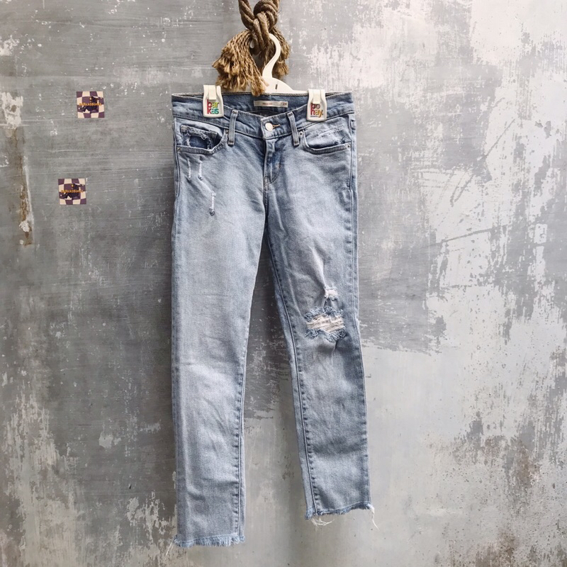 preloved lev 711 skinny ripped jeans