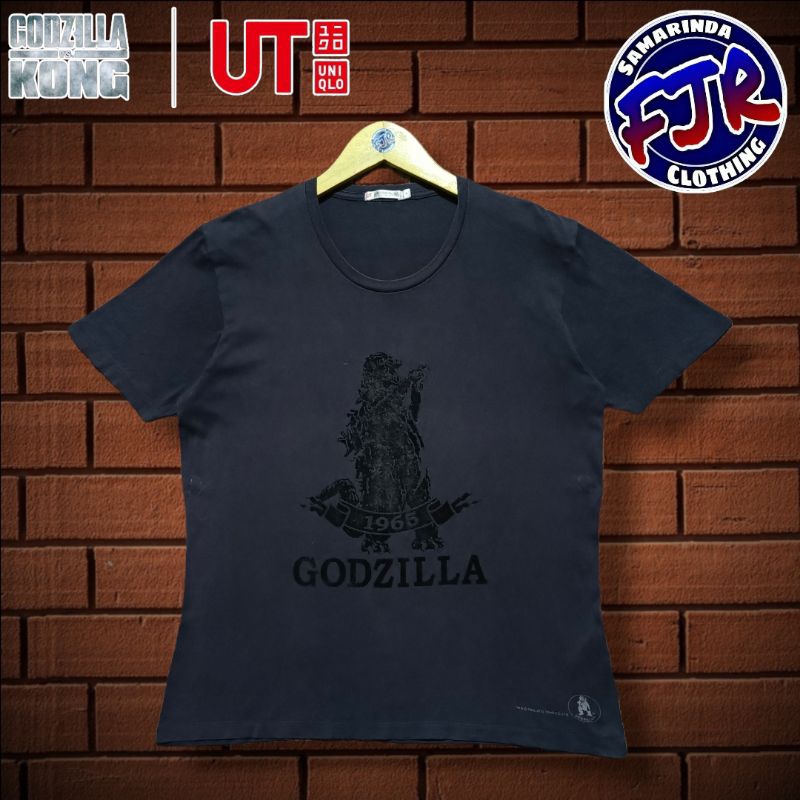 Godzilla x UT Uniqlo ©2010 Vintage Tee Original
